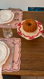 Benedita Bow Ceramic Stoneware Cake Stand | AnthroHome