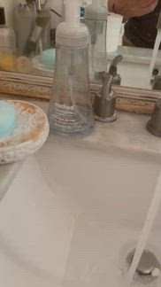 Sea mineral hand soap is spa like!