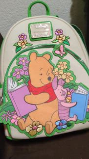 Loungefly Disney Winnie the Pooh Piglet & Pooh Bear Reading  display picture 1
